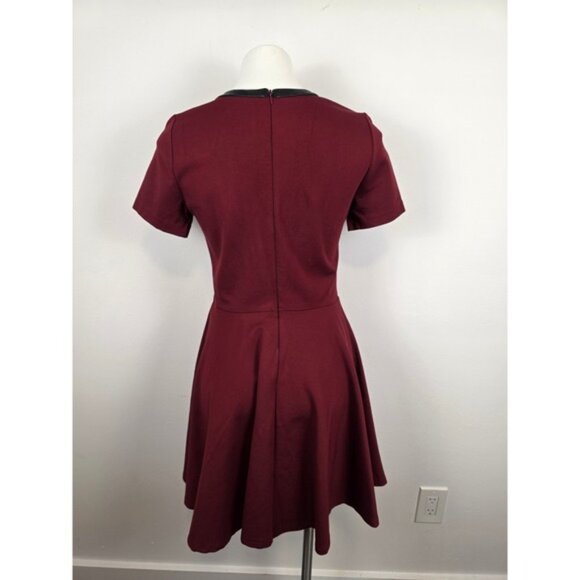Madewell Burgundy Fit and Flare‎ Dress Black Leather Trim Size Medium - Picture 2 of 9